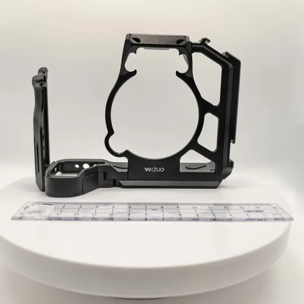 ba37aab1-8441-484a-8e63-94c0e7d7cc10 ony A7M4 A7R5 L Plate Camera Cage